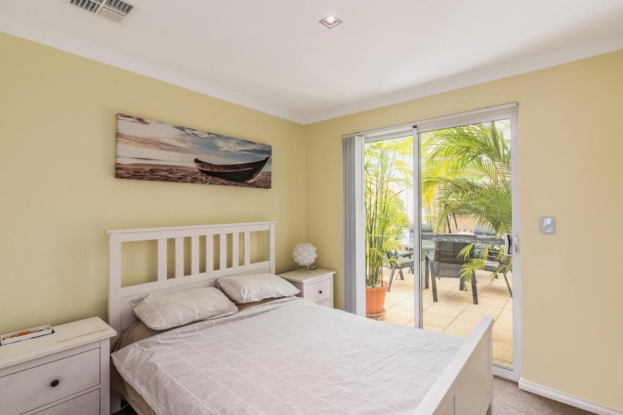 Ocean Keys Cottage - Free Wifi Mindarie Eksteriør bilde
